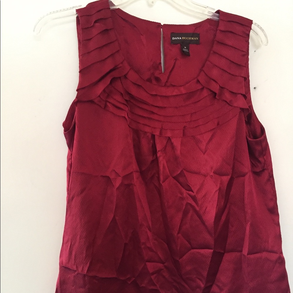 Dana Buchman red satin top